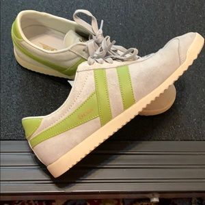 Cute Gola Bullet sneakers size 8M